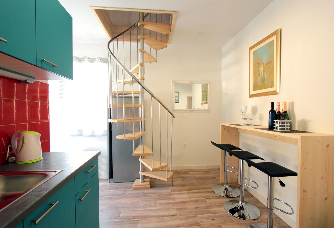 Apartment Nina Stobrec Exterior photo